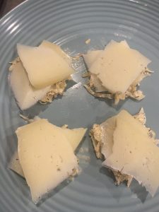 Hamburgers with Sauerkraut and Manchego