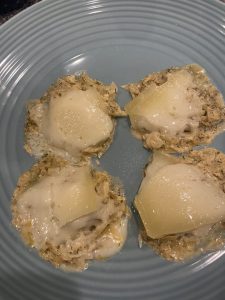 Hamburgers with Sauerkraut and Manchego