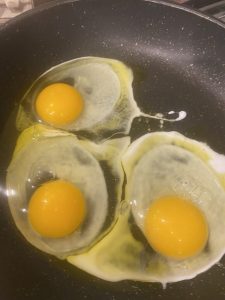 Prosciutto Spinach and Eggs with Sorghum Spaghetti