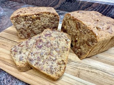 Date and Pecan Bread